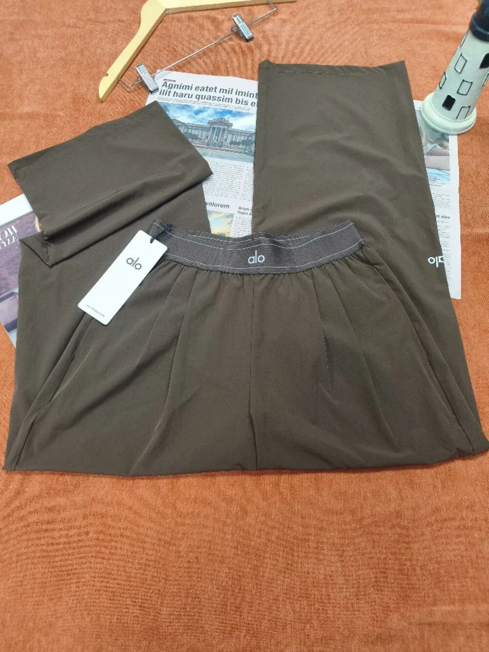 Alo Yoga Espresso/Brown Suit Up Trouser🍩Regular 30-inch length🥳
